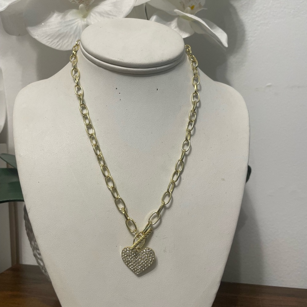 BEADED NECKLACE